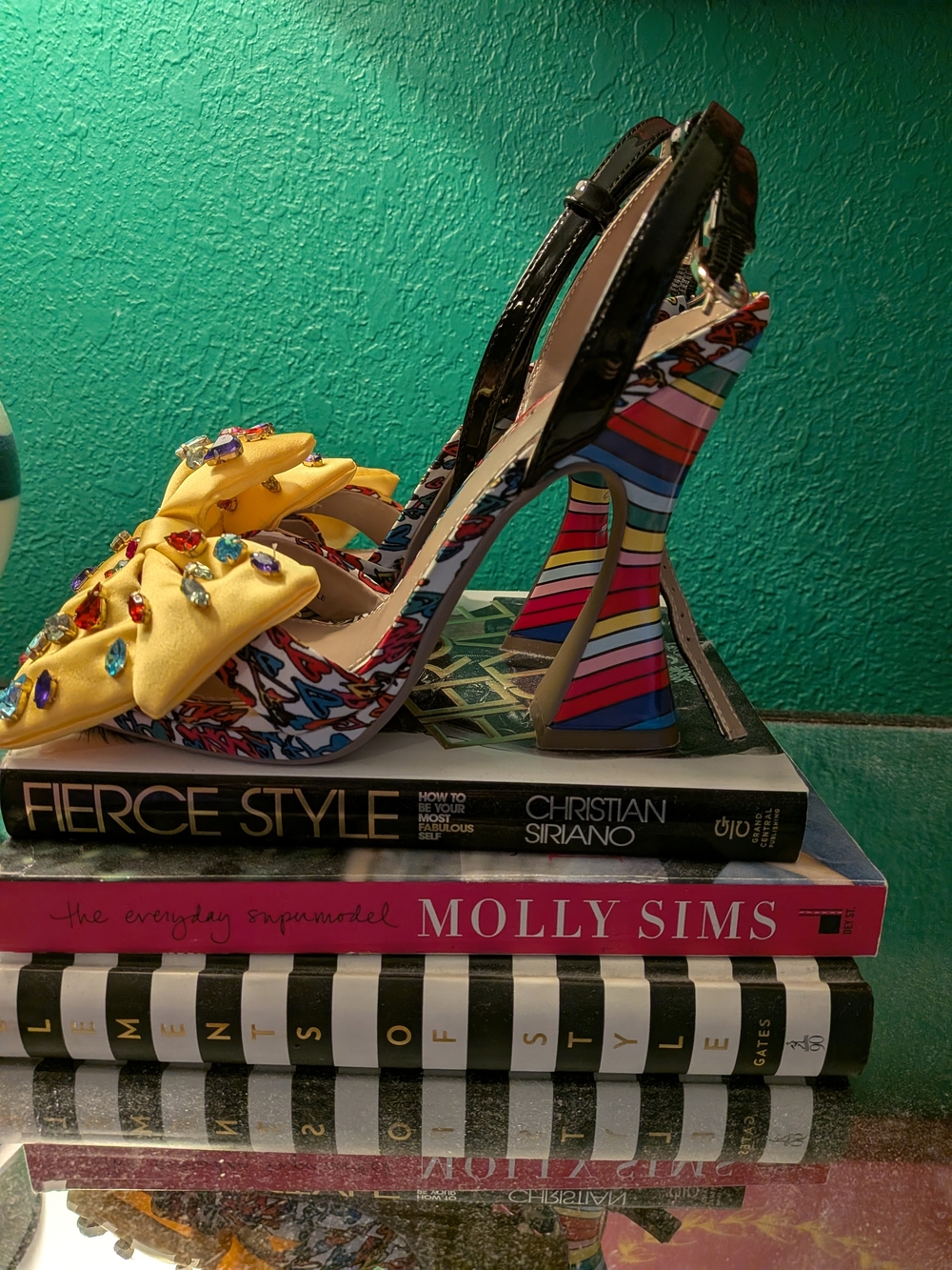 Betsey Johnson Yellow Jeweled Bow Slingback Heels-Never Worn Outside- - Picture 2 of 6